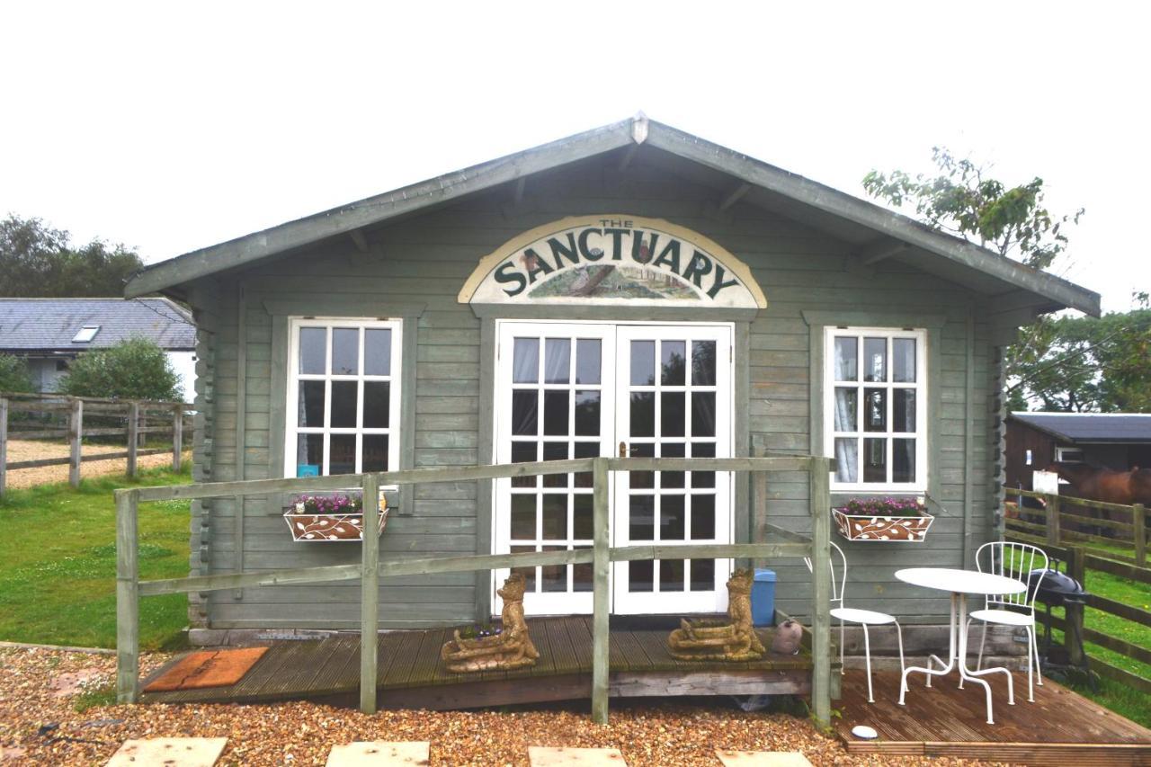 Owls Nest Log Cabin Morpeth Exterior photo